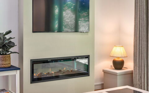 Brockwood: Interior Design, Fussboden, Bilderrahmen, Zimmer, Decke, Light Fixture, Formen, Holzboden, Hartholz