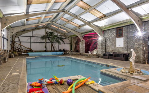 Trimstone Manor - Mill Cottage: Schwimmbad, Verbundwerkstoff, Resort, Freizeit, Freizeitzentrum, Hotel, Water Feature