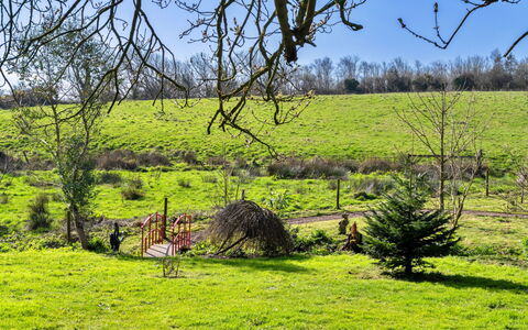 Trimstone Manor - Mill Cottage: Gras, Baum, Natürlichen Umgebung, Wiese, Ast, Natürliche Landschaft, Weide, Einfach, Landschaft, Grundstueck