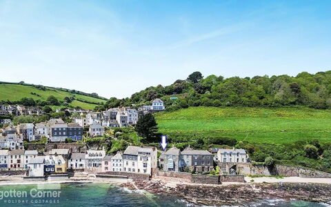 The Wash House, Kingsand: Küste, Haus, Wohngebiet, Küsten Und Ozeanische Forms, Meer, Ufer, Vorort, Ferienort, Bucht, Landspitze