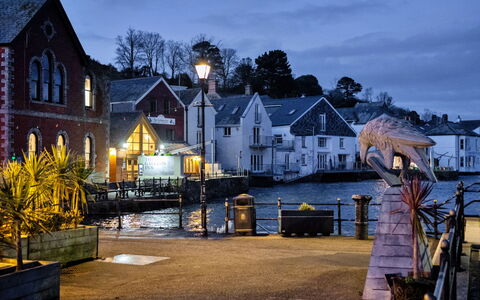 Captain'S Cottage at Mixtow Creek: Wasser, Haus, Wasserweg, \Stadt, Reflexion, Kanal, Boot, See, Abend, Dock