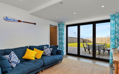 No.1 Sand Banks: Möbel, Interior Design, Holz, Flooring, Fussboden, Couch, Zuhause, Zimmer, Wohnzimmer, Holzboden