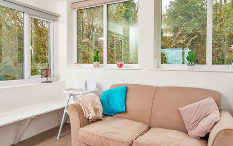 Arfron: Interior Design, Möbel, Couch, Holz, Flooring, Fussboden, Zuhause, Wohnzimmer, Zimmer, Wohnung