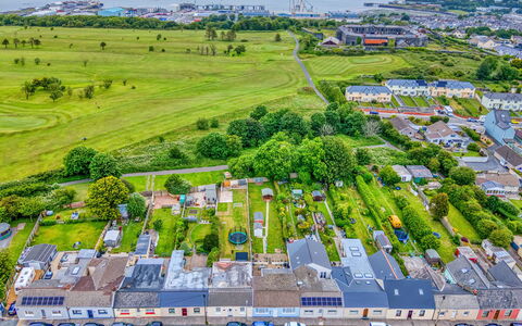 Dockyard House: Wohngebiet, Vogelperspektive, Luftaufnahmen, Landschaft, Nachbarschaft, Vorort, Urban Design, Grundstueck, Einfach, Menschliche Siedlung