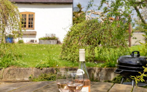 Waen Farm Cottage: Möbel, Tabelle, Geschirr, Servierware, Gartenmöbel, Stuhl, Garten, Tisch Im Freien, Küche & Esszimmer Tisch, Holzbeize