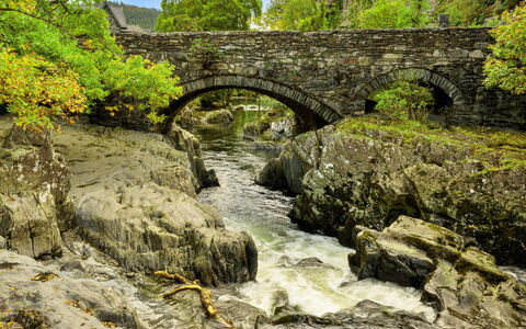Dyffryn: Brücke, \Fels, Strom, Wasserlauf, Bogenbrücke, Landschaft, Teufelsbrücke, Bedrock