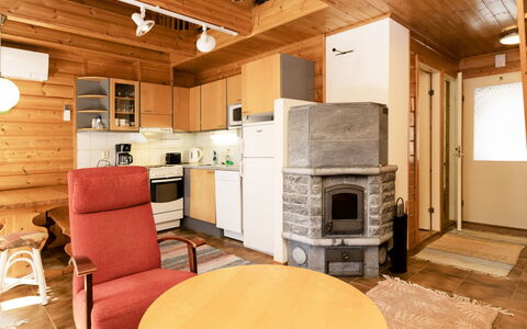 Koli Country Club B 5: Holz, Möbel, Decke, Interior Design, Hütte, Zuhause, Zimmer, Fussboden, Holzbeize, Blockhaus
