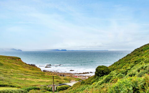 The Breakers: Blau, Grün, Küste, Natürliche Landschaft, Meer, Horizont, Küsten Und Ozeanische Forms, Terrain, Hochland, Ozean