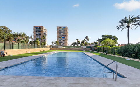 Goya - Mar de Cristal: Daytime, Baum, Urban Design, Wohnung, Eigentumswohnung, Landscaping, Schatten, Schwimmbad, Resort
