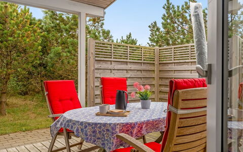 Jale - 300M from the Sea: Möbel, Stuhl, Gartenmöbel, Tabelle, Holz, Tisch Im Freien, Küche & Esszimmer Tisch, Kaffetisch, Garten, Schatten