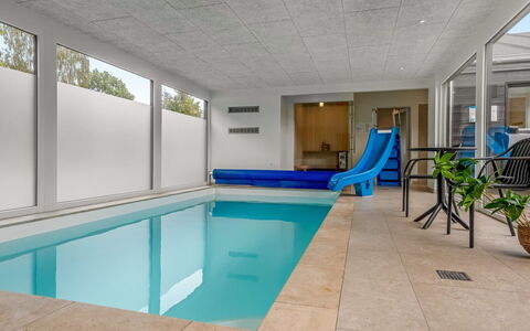 Filippine - 800M from the Sea: Schwimmbad, Flooring, Fussboden, Die Architektur, Interior Design, Verbundwerkstoff, Decke, Resort, Schatten, Eco Hotel