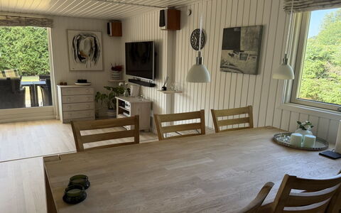 Alkmar - from the Sea: Möbel, Flooring, Holz, Fussboden, Interior Design, Tabelle, Küche & Esszimmer Tisch, Stuhl, Esszimmer, Holzboden