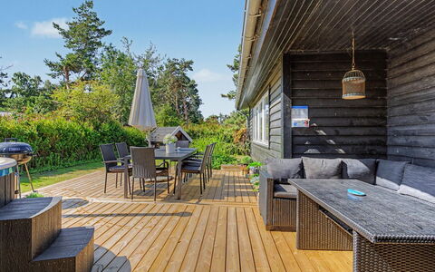 Leve - 300M from the Sea: Holzboden, Holz, Veranda, Hartholz, Planke, Deck, Gartenmöbel, Holzbeize, Zuhause, Hütte