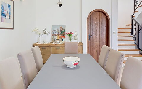 Bliss: Möbel, Interior Design, Flooring, Tabelle, Wand, Holz, Küche & Esszimmer Tisch, Stuhl, Fussboden, Esszimmer