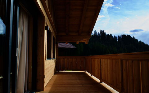 Kaiserchalet: Holz, Hartholz, Planke, Holzbeize, Holz, Blockhaus, Abstellgleis, Sperrholz, Balkon