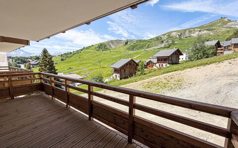 Le Caprice Blanc: Holzbeize, Hartholz, Holz, Planke, Balkon, Sperrholz, Holzboden, Bergdorf