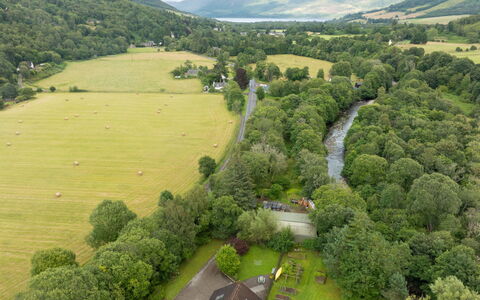 Iola Annex: Natürlichen Umgebung, Natürliche Landschaft, Landschaft, Vogelperspektive, Hochland, Ländliches Gebiet, Luftaufnahmen, Bergstation, Senke, Feld