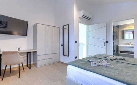 Eroa: Interior Design, Möbel, Flooring, Fussboden, Schlafzimmer, Zimmer, Bett, Wohnung, Zuhause, Decke