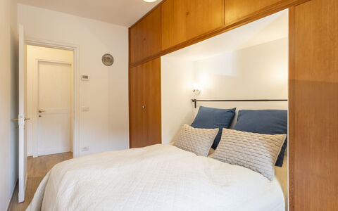La Fiorera: Möbel, Holz, Flooring, Interior Design, Fussboden, Stuhl, Tabelle, Zuhause, Gartenmöbel, Decke