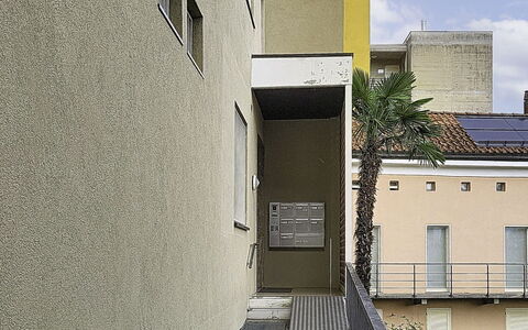 Casa Sole sul Lago: Möbel, Interior Design, Stuhl, Flooring, Tabelle, Resort, Fussboden, Decke, Zimmer, Eco Hotel