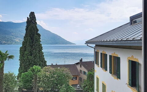 Casa Sole sul Lago: Möbel, Interior Design, Stuhl, Flooring, Tabelle, Resort, Fussboden, Decke, Zimmer, Eco Hotel