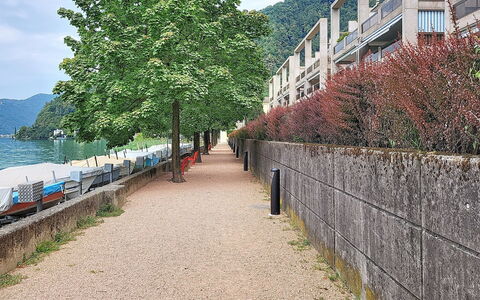 Apt.fortune 3: Möbel, Interior Design, Stuhl, Flooring, Tabelle, Resort, Fussboden, Decke, Zimmer, Eco Hotel