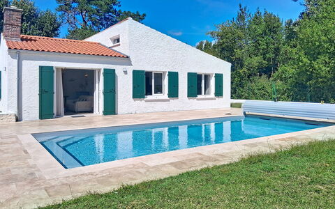 Les Salines: Schwimmbad, Bauernhaus, Estate, Villa, Resort, Hazienda, Eco Hotel, Hinterhof