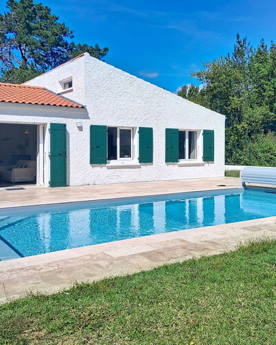Les Salines: Schwimmbad, Bauernhaus, Estate, Villa, Resort, Hazienda, Eco Hotel, Hinterhof