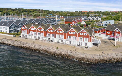Loan - 10M to the Fjord: Wasser, Wasserweg, Kanal, Boot, Watercraft, Küsten Und Ozeanische Forms, Meer, Dock, Küste, Yachthafen