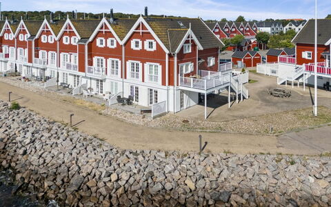 Loan - 10M to the Fjord: Wasser, Wasserweg, Kanal, Boot, Watercraft, Küsten Und Ozeanische Forms, Meer, Dock, Küste, Yachthafen