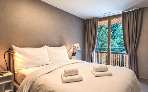 Selva 42: Interior Design, Möbel, Bett, Schlafzimmer, Holz, Bettdecke, Fussboden, Bedding, Zimmer, Linens