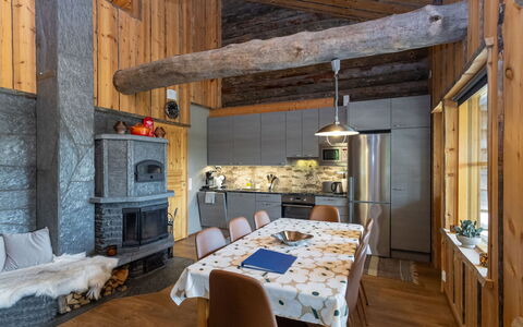 Honka 1A: Möbel, Interior Design, Flooring, Fussboden, Decke, Zimmer, Stuhl, Tabelle, Wohnung, Küche & Esszimmer Tisch