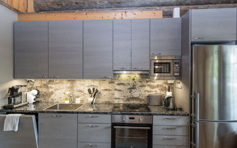 Honka 1A: Möbel, Interior Design, Flooring, Fussboden, Decke, Zimmer, Stuhl, Tabelle, Wohnung, Küche & Esszimmer Tisch