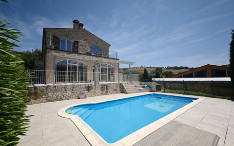 Tenuta Marino - Villa Privata Vista Vigneti con Pi: Schwimmbad, Blau, Verbundwerkstoff, Resort, Estate, Freizeit, Villa, Schatten, Gartenmöbel, Eco Hotel