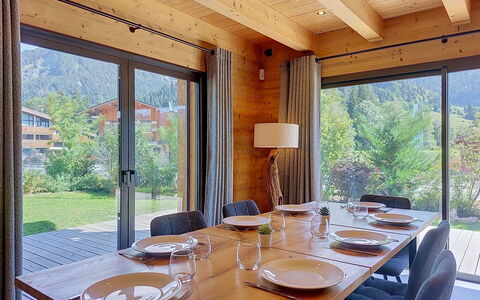 L'Aigle Blanc: Holz, Dach, Hütte, Blockhaus, Estate, Strahl, Holz, Veranda, Design, Hartholz