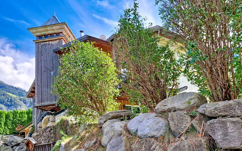 Sandra: Hütte, Steinwand, Landscaping, Bergdorf