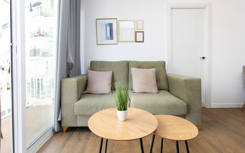 Caribe: Möbel, Interior Design, Flooring, Fussboden, Holzboden, Couch, Holz, Wohnzimmer, Tabelle, Zuhause