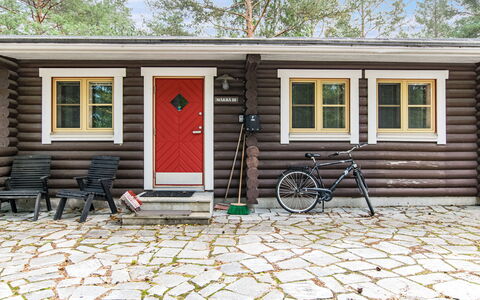 Mäkrä 3: Holz, Hütte, Blockhaus, Abstellgleis, Holzbeize, Gartenbauten, Hartholz, Schuppen, Holz