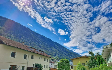 Das Maridl: Bergforms, Berg, Hügel, Haus, Hochland, Gebirge, Zuhause, Bergstation, Wohngebiet, Landschaft