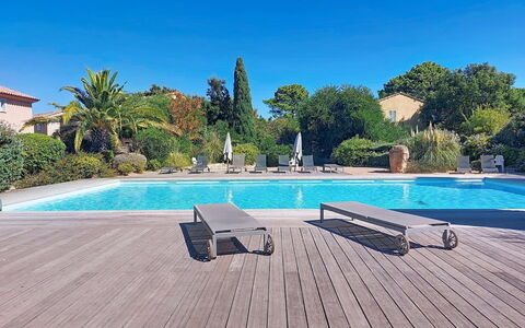 Casa San Ciprianu: Schwimmbad, Resort, Schatten, Eco Hotel, Gartenmöbel, Landscaping, Garten, Hazienda, Villa