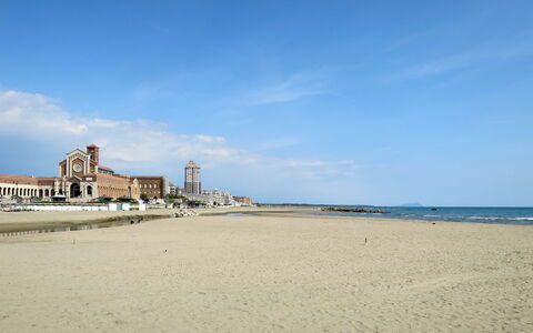 Il Giardino di Anzio: Himmel, Küste, Meer, Küsten Und Ozeanische Forms, Strand, Ufer, Ozean, Touristenattraktion, Sand, Wind Wave