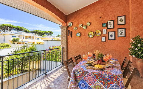 Il Giardino di Anzio: Möbel, Stuhl, Küche & Esszimmer Tisch, Blumentopf, Tisch Im Freien, Gartenmöbel, Zimmerpflanze, Balkon, Garten, Terrasse