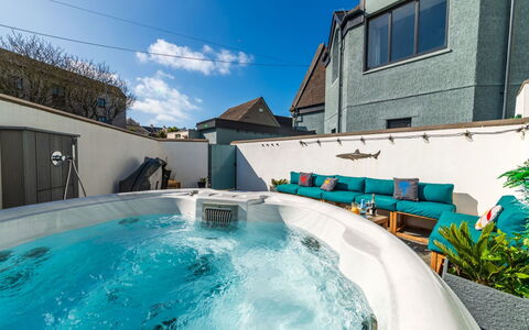 Towan Lobster: Blau, Schwimmbad, Resort, Verbundwerkstoff, Badewanne, Jacuzzi, Eco Hotel, Hotel, Gartenmöbel