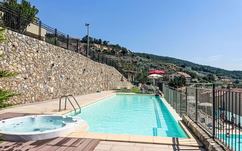 Borgo dei Fiori: Schwimmbad, Resort, Verbundwerkstoff, Eco Hotel, Gartenmöbel, Freizeit, Balkon, Hotel, Ferienort, Thermae