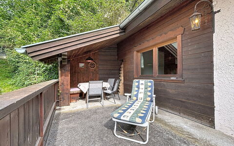 Ferienhaus Christl: Holz, Hütte, Zuhause, Tür, Hartholz, Abstellgleis, Blockhaus, Planke, Holzbeize, Veranda