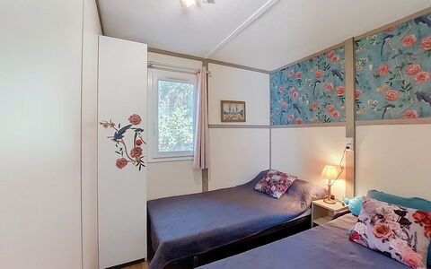 A Casetta: Interior Design, Möbel, Schlafzimmer, Bett, Textil, Fussboden, Flooring, Zimmer, Decke, Bettdecke