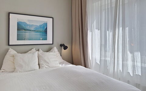 Franz Josef: Interior Design, Möbel, Bett, Schlafzimmer, Wand, Bedding, Linens, Bettdecke, Zimmer, Fussboden
