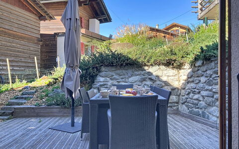 Perray 22: Gartenmöbel, Möbel, Stuhl, Deck, Schatten, Veranda, Tisch Im Freien, Hartholz, Terrasse, Balkon
