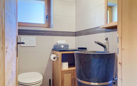 Perray 22: Holz, Armatur, Flooring, Fussboden, Badezimmer, Interior Design, Installation, Zapfhahn, Toilette, Zimmer