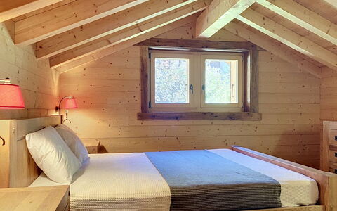 Perray 22: Holz, Schlafzimmer, Interior Design, Fussboden, Flooring, Zimmer, Möbel, Bett, Decke, Dachboden